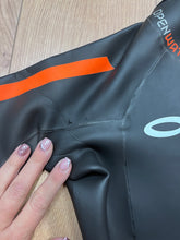 Load image into Gallery viewer, Pre loved Mens Orca Open Water Smart Wetsuit size 7 (1050) - Grade B