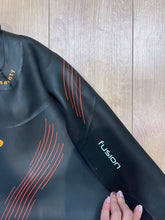 Load image into Gallery viewer, Pre loved Blueseventy Fusion Triathlon Wetsuit Mens size MT (96) - Grade C