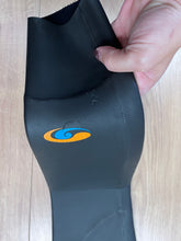 Load image into Gallery viewer, Pre loved Blueseventy Fusion Triathlon Wetsuit Mens size MT (96) - Grade C